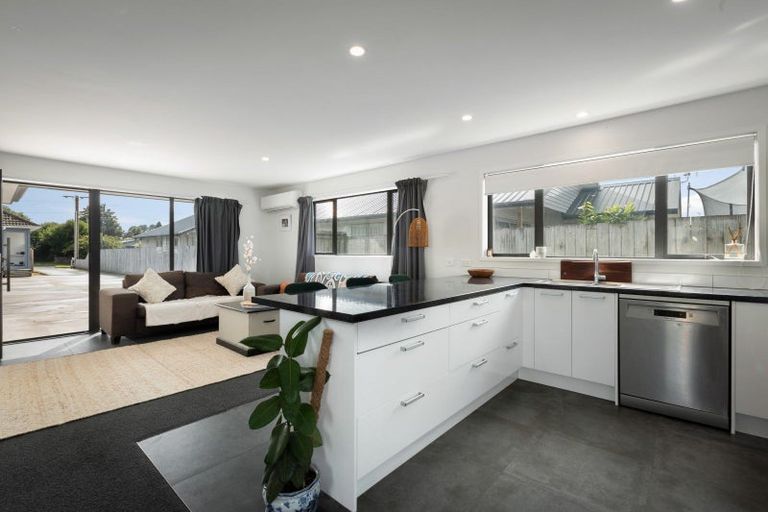 Photo of property in 55b Beach Road, Katikati, 3129