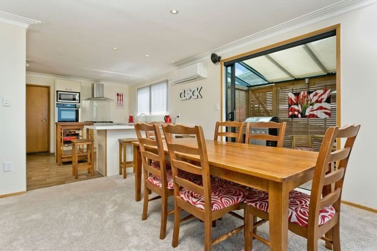 Photo of property in 969 East Coast Road, Torbay, Auckland, 0630