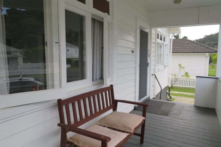 Photo of property in 807 Queen Sh25 Street, Thames, 3500