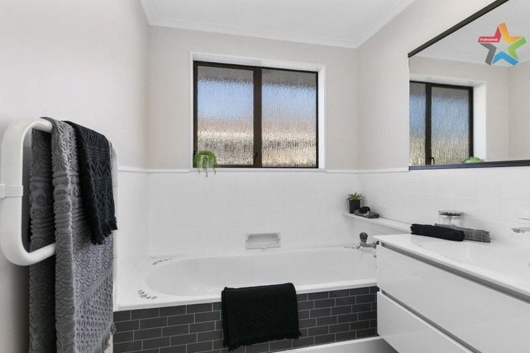 Photo of property in 16a Rawhiti Street, Stokes Valley, Lower Hutt, 5019