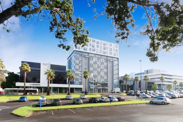 Photo of property in Twin Towers, 306/17 Putney Way, Manukau, Auckland, 2104