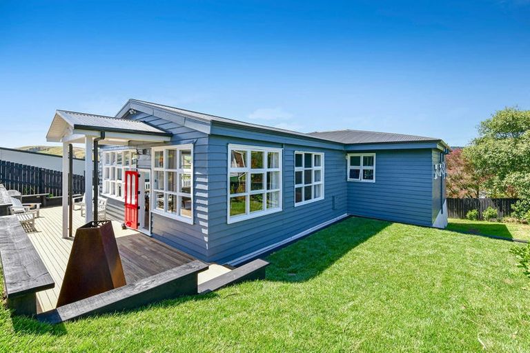 Photo of property in 4 Forlong Rise, Helensville, 0800
