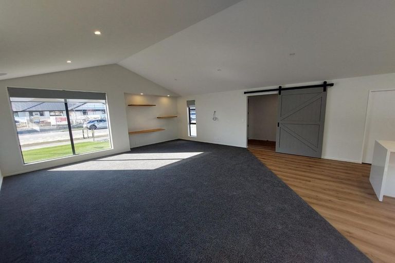 Photo of property in 32 Mills Road, Marshland, Christchurch, 8051