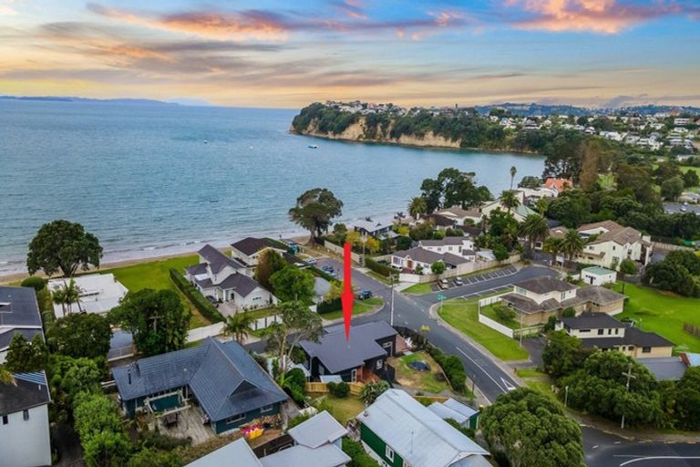 Photo of property in 2 Claude Road, Stanmore Bay, Whangaparaoa, 0932