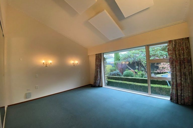 Photo of property in 11a Rutherglen Avenue, Ilam, Christchurch, 8041
