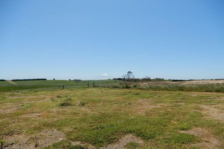 Photo of property in 300 Denby Road, Hawera, 4672