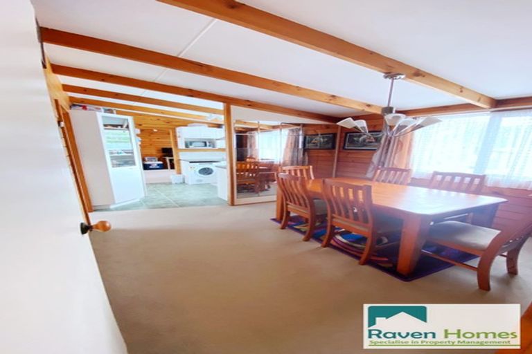 Photo of property in 1/14 Gleneagles Grove, Wattle Downs, Auckland, 2103