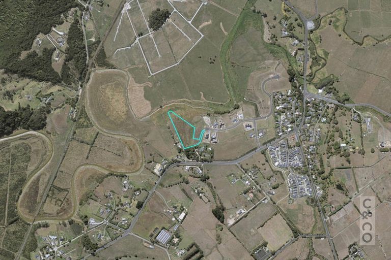 Photo of property in 43 Awatiro Drive, Kaukapakapa, 0871