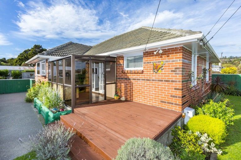Photo of property in 34 Totara Park Road, Clouston Park, Upper Hutt, 5018