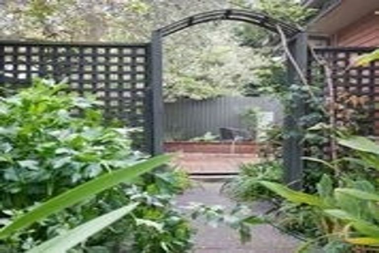 Photo of property in 4/8 Hillsborough Terrace, Hillsborough, Christchurch, 8022