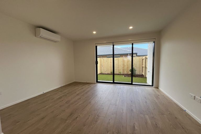 Photo of property in 4/39 Pakuranga Road, Pakuranga, Auckland, 2010
