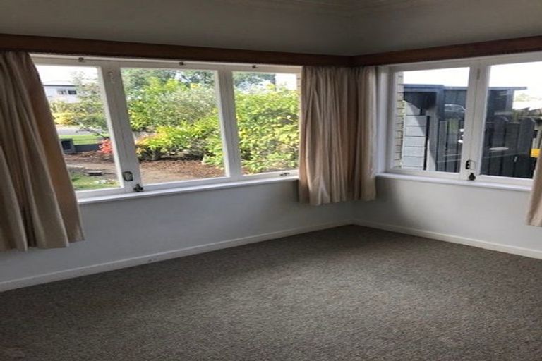 Photo of property in 1/39 Elliot Street, Howick, Auckland, 2014