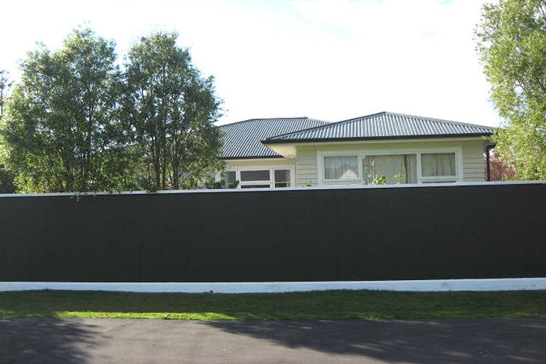 Photo of property in 52 Bryndwr Road, Bryndwr, Christchurch, 8052