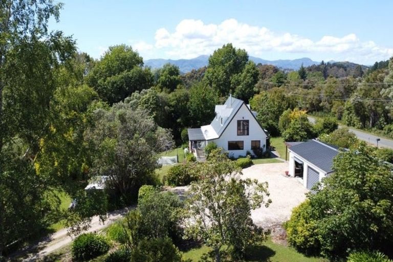 Photo of property in 4 Fenwick Road, Rangihaeata, Takaka, 7182