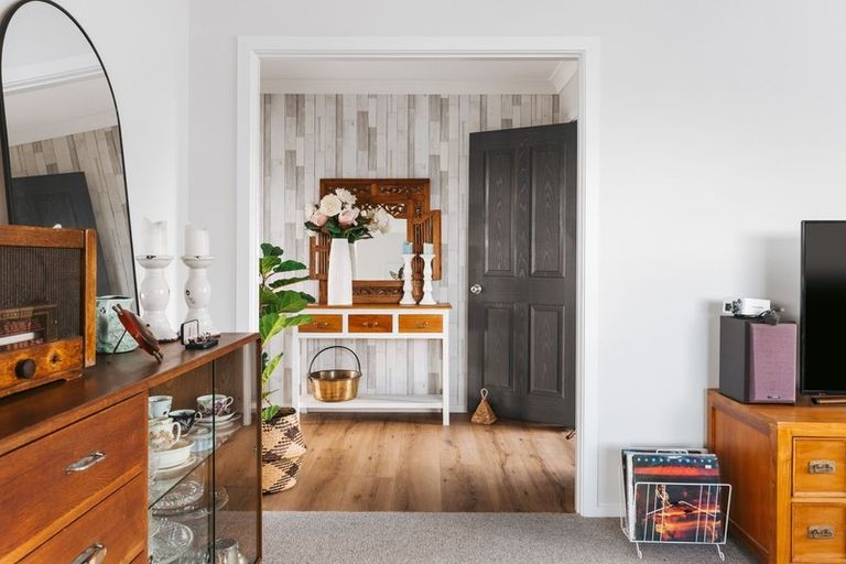 Photo of property in 16 Olive Close, Omokoroa, 3114