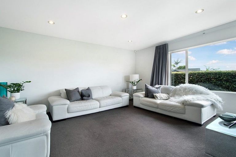 Photo of property in 21 Hendrika Court, Hobsonville, Auckland, 0618