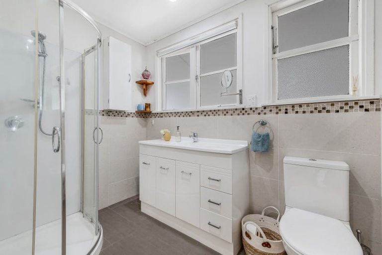 Photo of property in 93 Dunkirk Road, Panmure, Auckland, 1072
