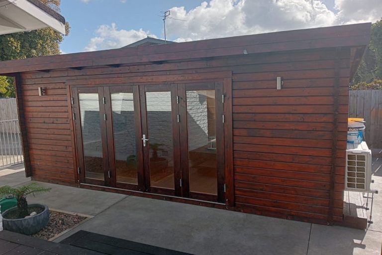 Photo of property in 2/6 Timbertop Lane, Saint Martins, Christchurch, 8022