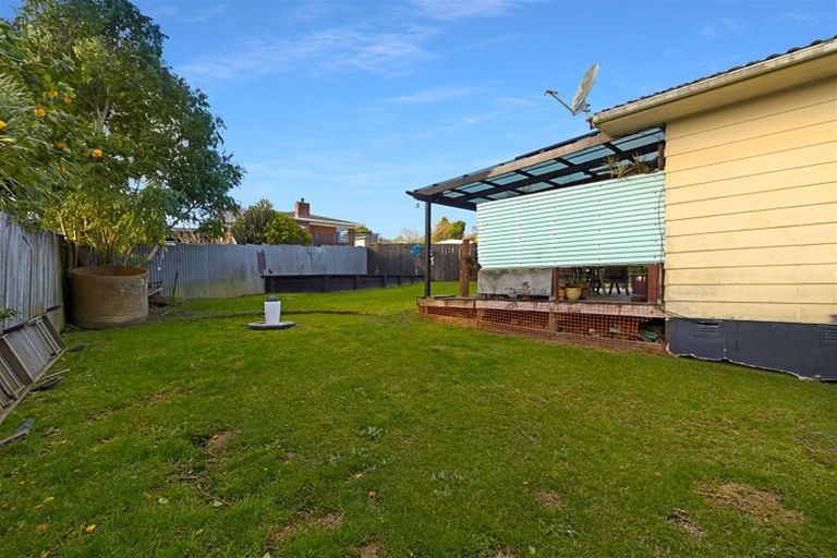 Photo of property in 21 Pankhurst Place, Sunnyvale, Auckland, 0612