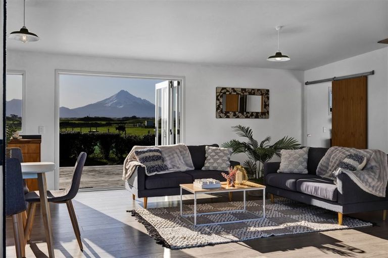 Photo of property in 32 Anglers Avenue, Warea, 4381