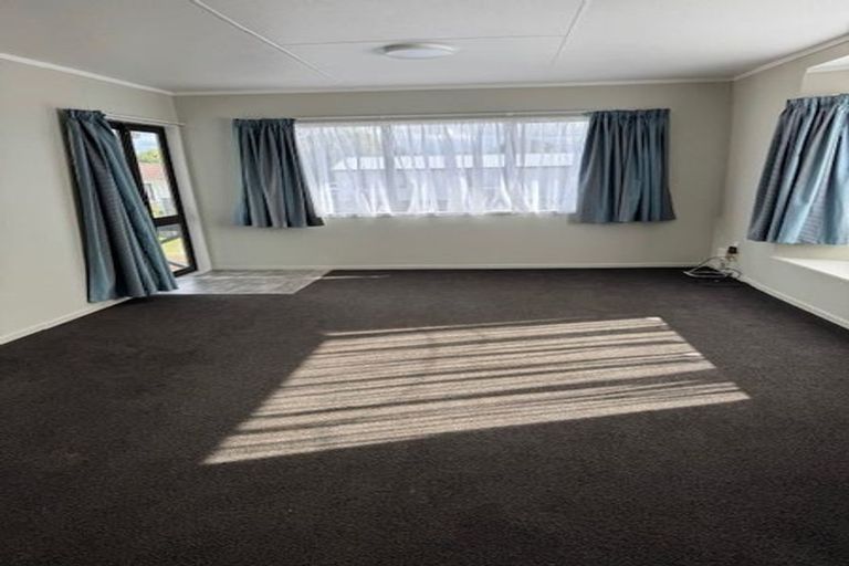Photo of property in 43a Langstone Street, Welcome Bay, Tauranga, 3112