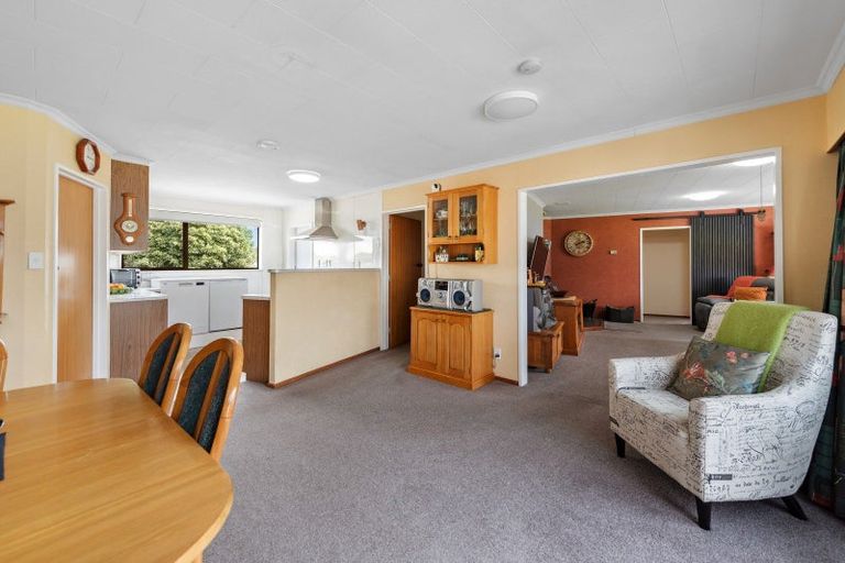 Photo of property in 10 Kerwood Place, Gore, 9710