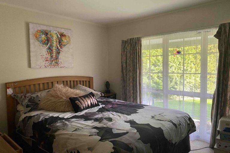 Photo of property in 6a Howard Road, Taradale, Napier, 4112