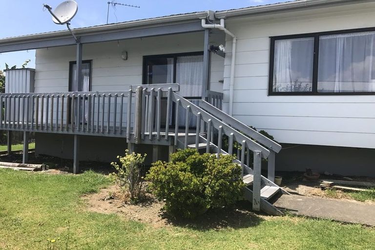 Photo of property in 2/157 Birkdale Road, Birkdale, Auckland, 0626