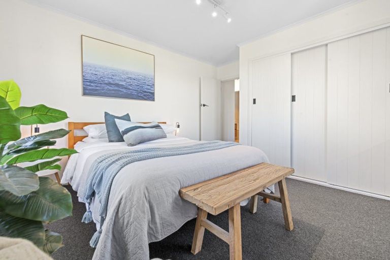 Photo of property in 99 Wallace Road, Mangere Bridge, Auckland, 2022