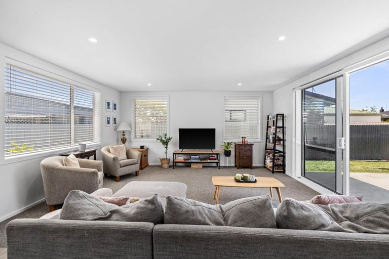 Photo of property in 127a Taradale Road, Onekawa, Napier, 4110