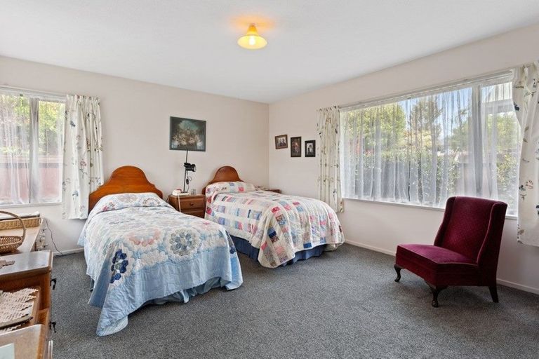 Photo of property in 36a Grants Road, Papanui, Christchurch, 8053