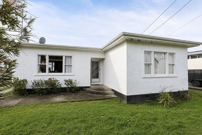 Photo of property in 56 Iranui Road, Inner Kaiti, Gisborne, 4010