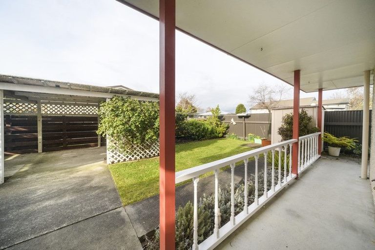 Photo of property in 73 Wood Street, Takaro, Palmerston North, 4410