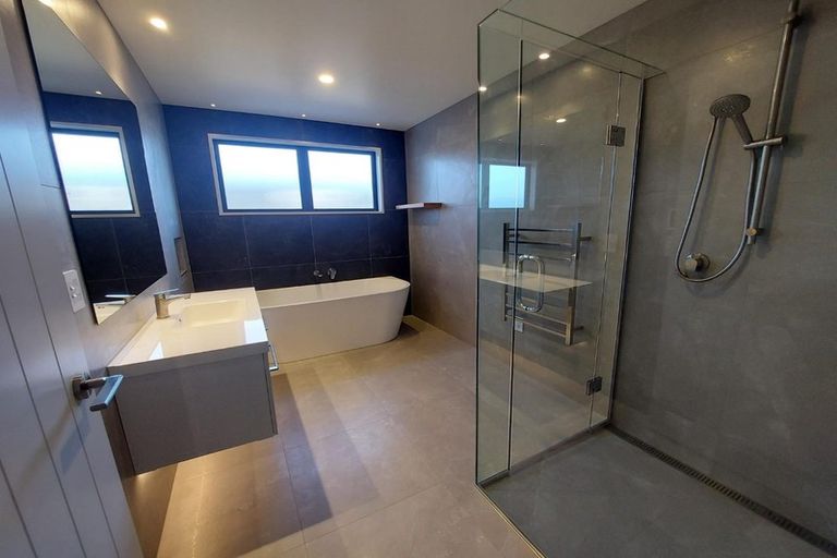 Photo of property in 32 Mills Road, Marshland, Christchurch, 8051