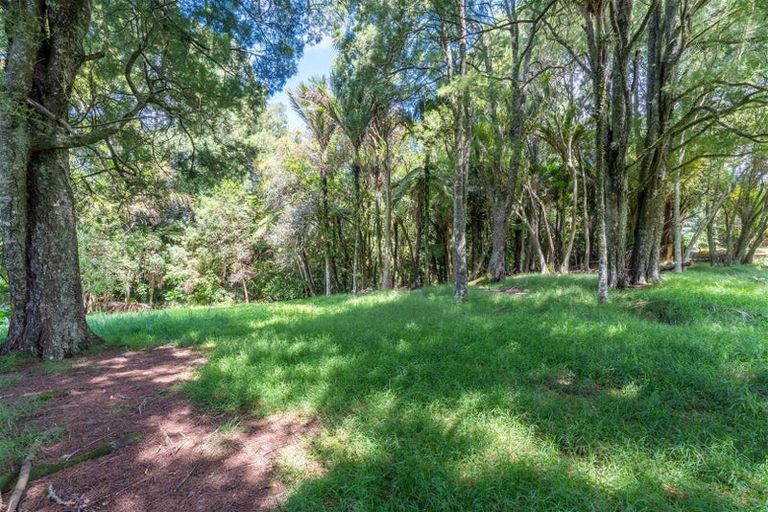 Photo of property in 53 Hamilton Road, Waimauku, 0881