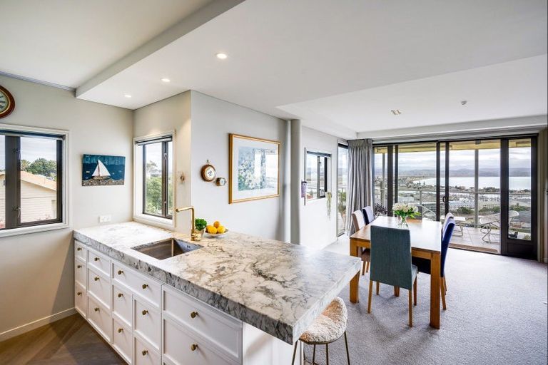 Photo of property in Northridge Apartments Stage Z, 1/22 Hospital Terrace, Hospital Hill, Napier, 4110