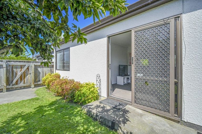 Photo of property in 1/705 Jervois Street, Mayfair, Hastings, 4122