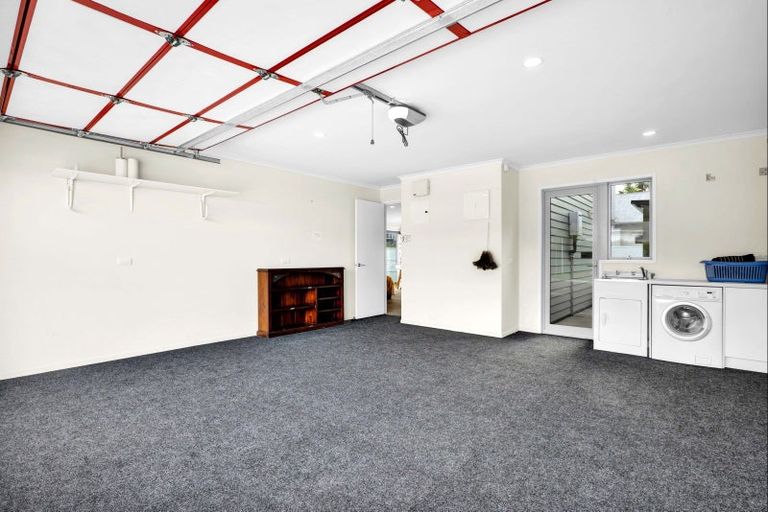 Photo of property in 55 Pendarves Street, New Plymouth, 4310