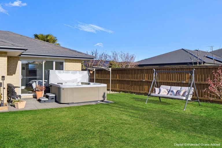 Photo of property in 25 Gilchrist Place, Kaiapoi, 7630