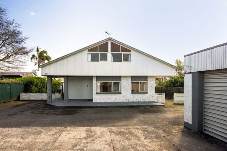 Photo of property in 40a Clare Street, Cambridge, 3434