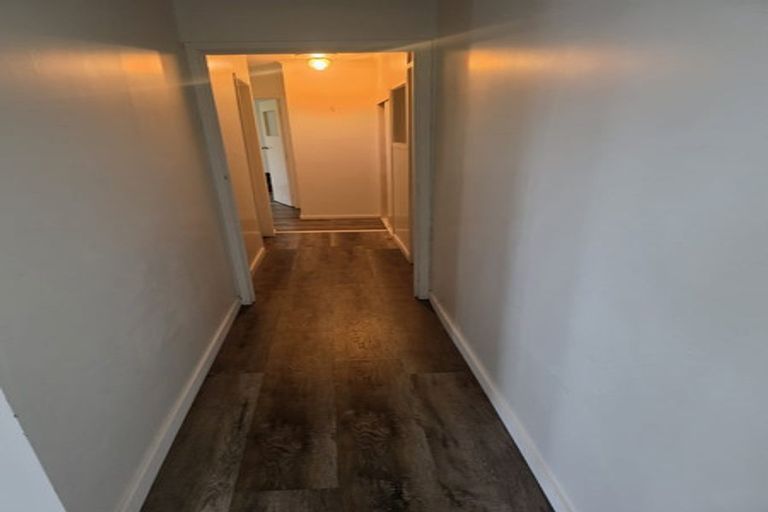 Photo of property in 93 Coronation Road, Hillcrest, Auckland, 0627