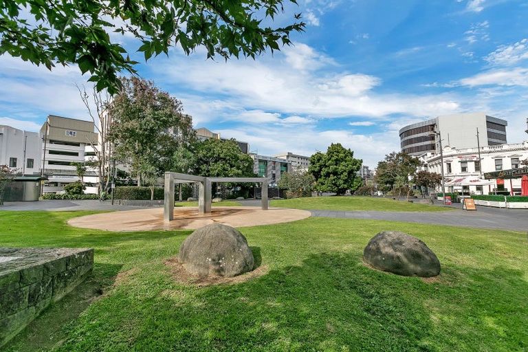 Photo of property in 301/31 Davis Crescent, Newmarket, Auckland, 1023