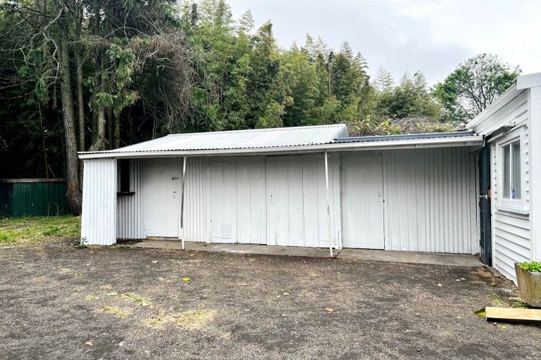 Photo of property in 27 Collingwood Road, Waiuku, 2123