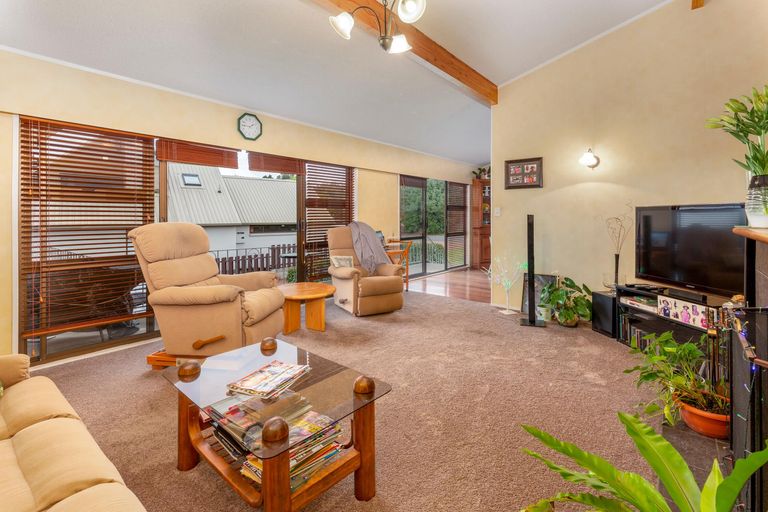 Photo of property in 170 Bombay Road, Bombay, 2675