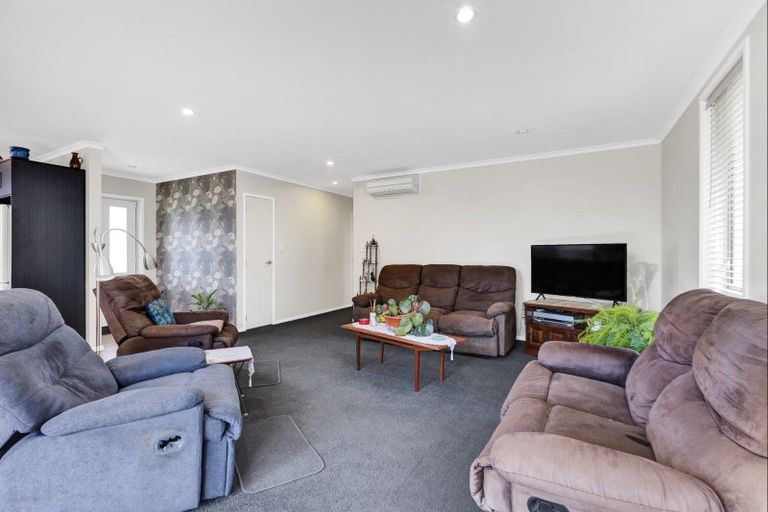 Photo of property in 57a Blake Street, Waitara, 4320