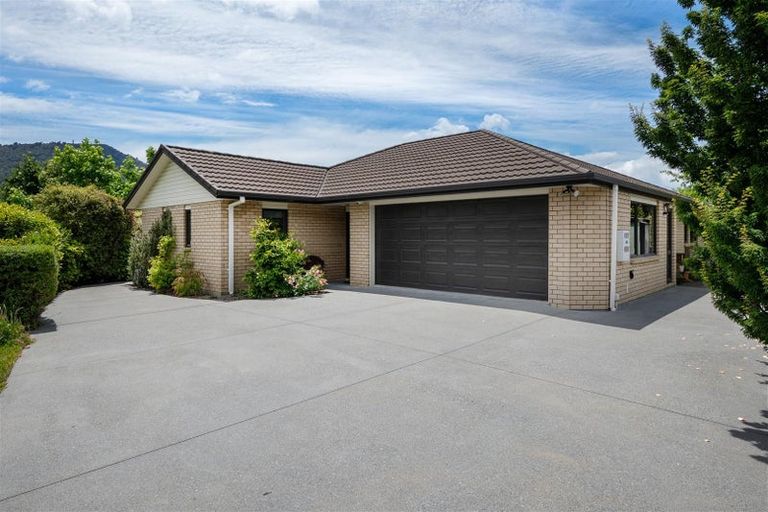 Photo of property in 83 Tawavale Street, Pukehangi, Rotorua, 3015