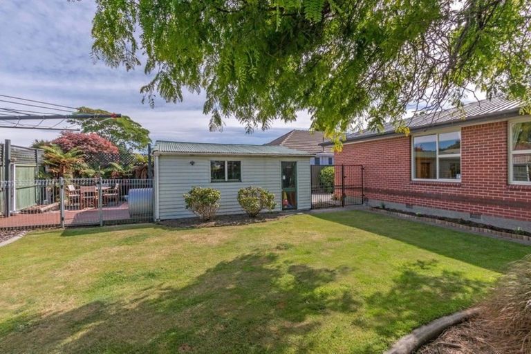 Photo of property in 20 Dunstan Crescent, Hornby, Christchurch, 8042