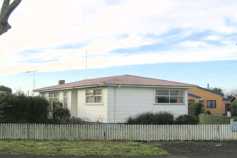 Photo of property in 71 Campbell Street, Frankton, Hamilton, 3204