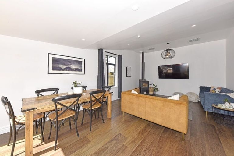 Photo of property in 208 Springfield Road, St Albans, Christchurch, 8014