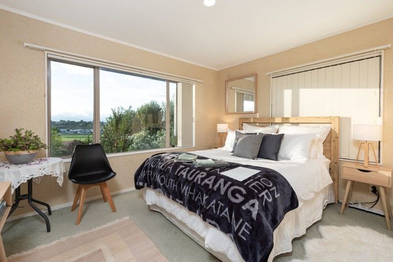 Photo of property in 2 Worsley Way, Bellevue, Tauranga, 3110